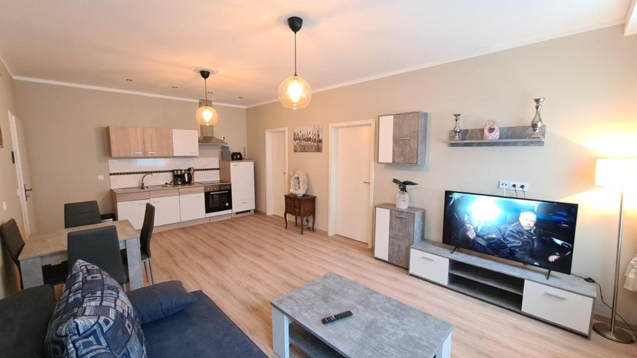 Alici Apartment *